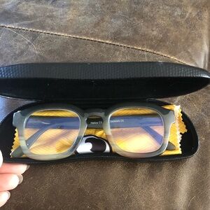 Helios C2 Women’s Glasses with Gray Frame